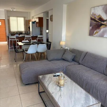 شقة Aristo Universe Iii - Luxury 2-bedroom With Pool بافوس