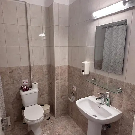 Aristo Universe Iii - Luxury 2-bedroom With Pool