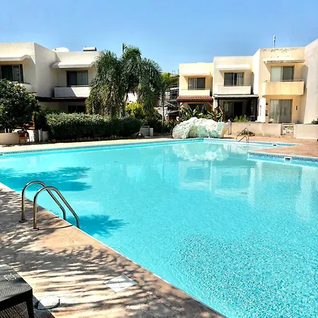 Aristo Universe Iii - Luxury 2-bedroom With Pool *