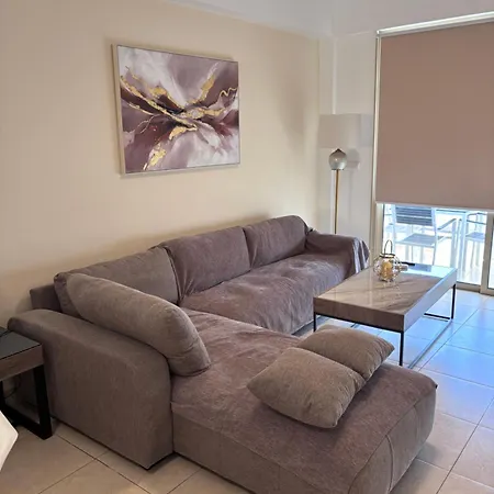 Universe Iii - Modern 2 Bedroom With Pool Near The Harbor 아파트 *