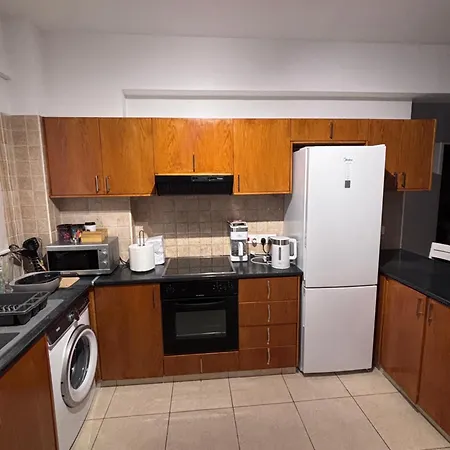 Aristo Universe Iii - Cosy 2bdr With Pool Near Elysia Park * Pafos